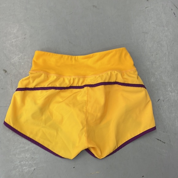 Ivy Sky Dance Shorts XSA - Picture 2 of 3